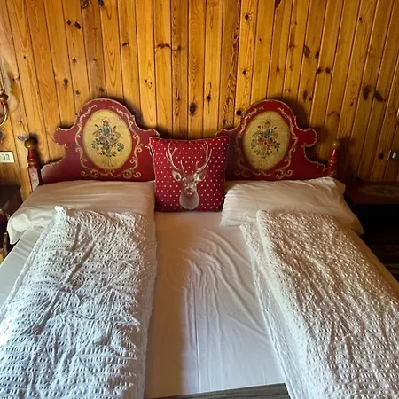 Hotel Garni St. Hubertus-3
